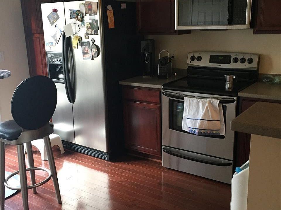 2nd image of 9909 Cleaver Ct