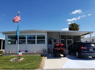 317 8th St, Nokomis, FL 34275
