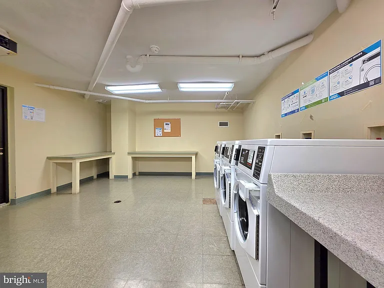 16 S Van Dorn St #101 — Photo 22