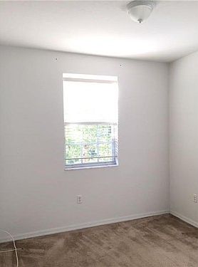 4th image of 11917 SW 152nd Pl #000