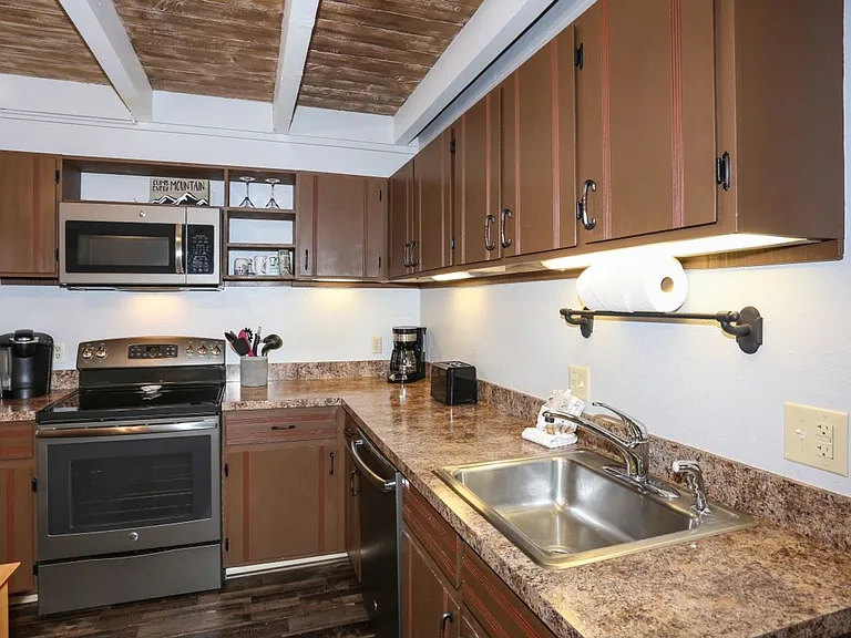 2100 Lodgepole Ct #106-A — Photo 9
