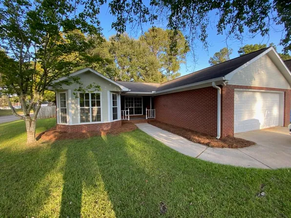 101 Brighton Ct, Dothan, AL 36305