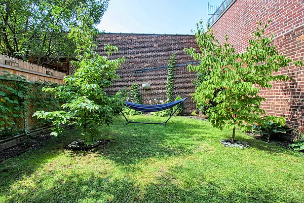 Sold by Douglas Elliman | media 12