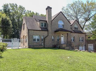 40 Highland Rd, Staten Island, NY 10308