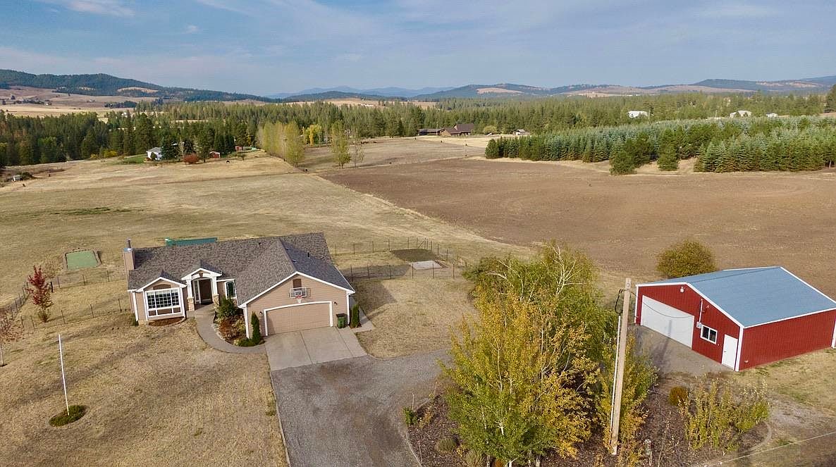 10809 E Stoughton Rd, Valleyford, WA 99036 Zillow