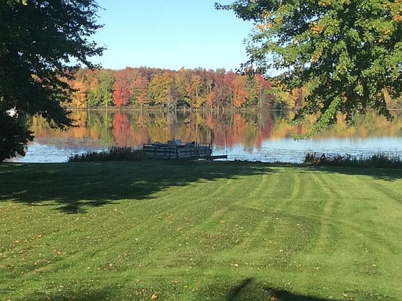 4th image of 8273 Cowan Lake Dr NE