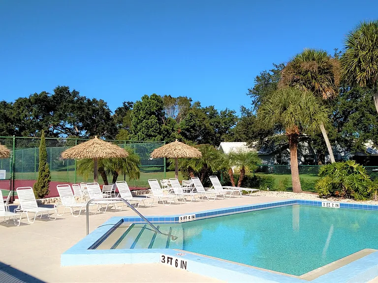 3177 E Village Dr — Photo 37
