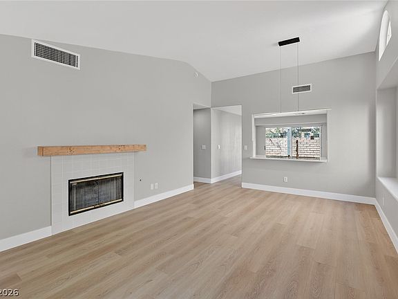 5th image of 8086 Canto Ave