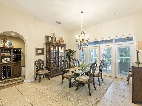 5th image of 1840 Park Forest Blvd
