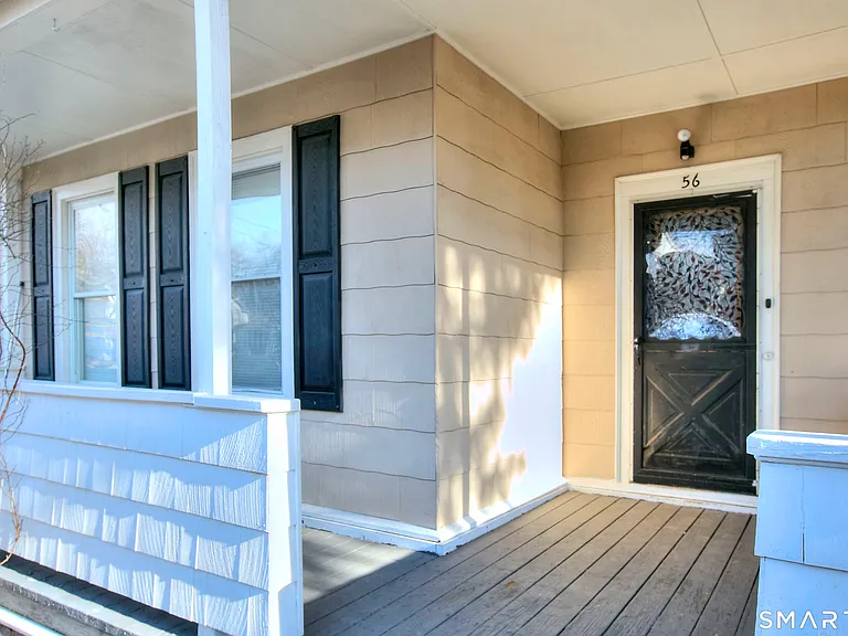 56 Franklin St — Photo 4