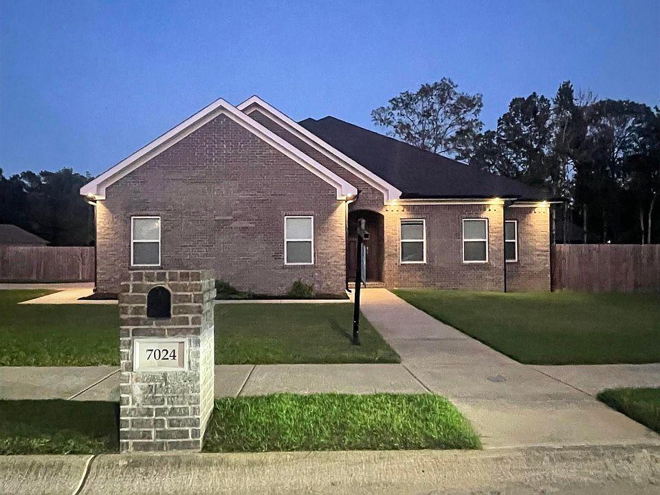 1st image of 7024 Sarrasin St