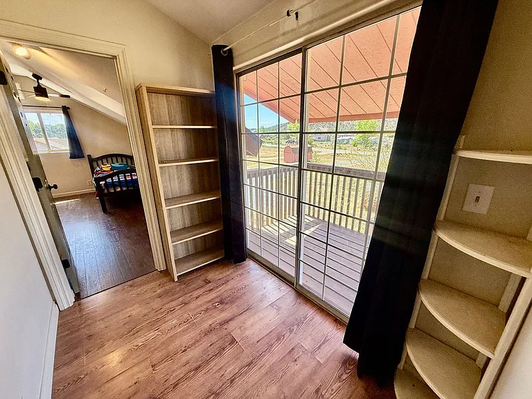 1404 N Rome Way — Photo 41