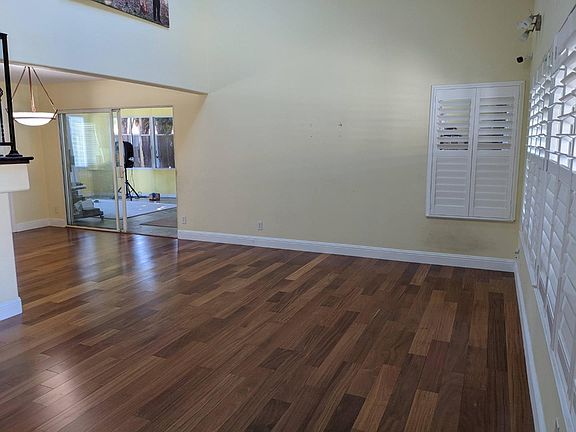 3rd image of 1160 Barrington Ct