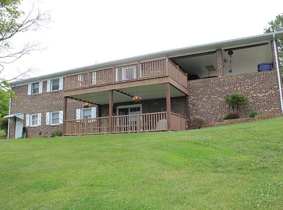 4th image of 742 Skyview Dr