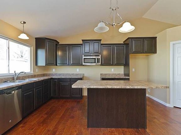 Kitchen with island