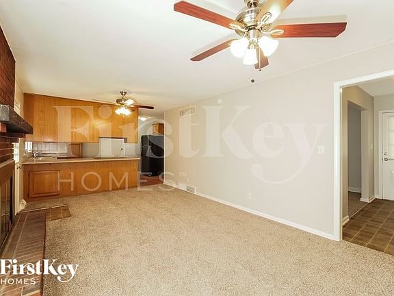 4th image of 13009 Bristol Ave