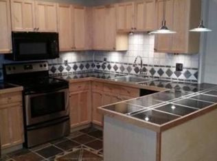 80 Foster St APT 203, Peabody, MA 01960