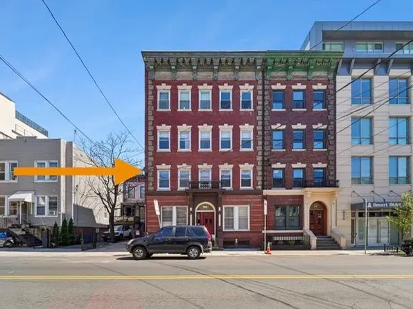 510 Palisade Avenue image 1 of 21