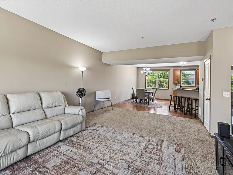 1806 Colonial Ln #4 — Photo 24