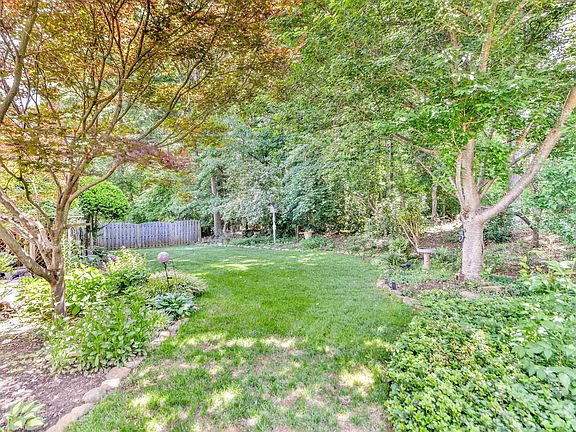 4th image of 210 Placid Forest Ct