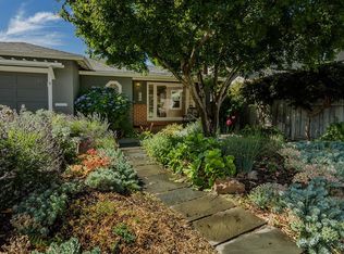 161 Oakview Dr, San Carlos, CA 94070