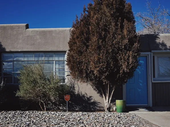 223 Princeton Dr SE, Albuquerque, NM 87106