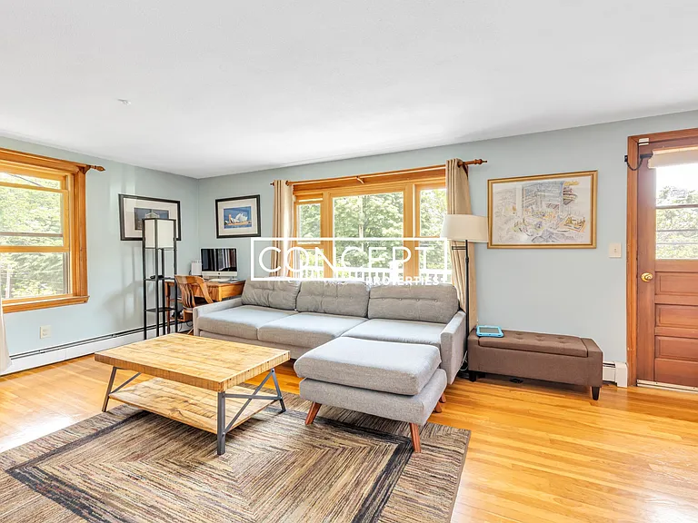 26 Ventura St #2 — Photo 4