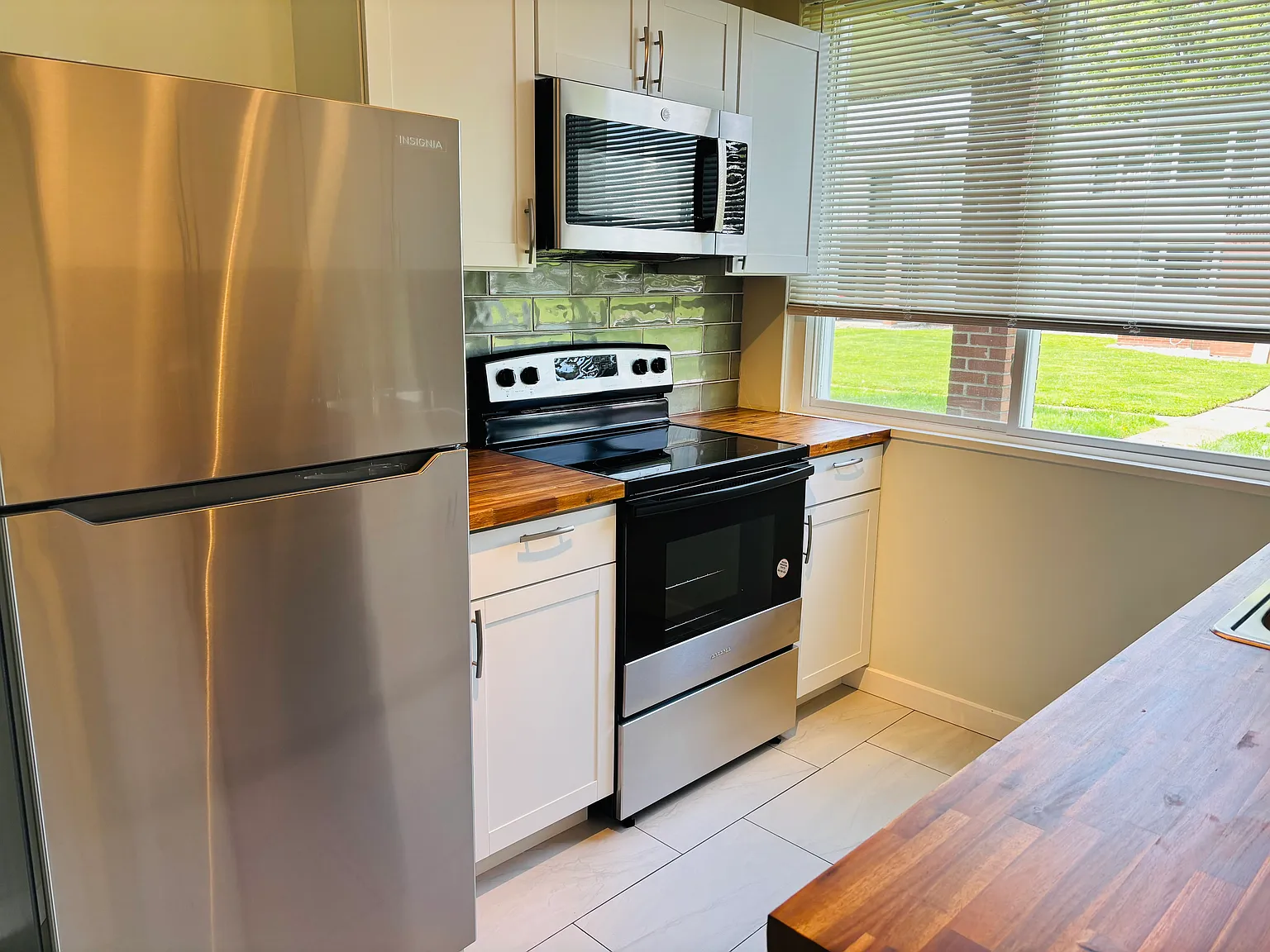 1 bed, 775 sqft, $1,100 — Photo 3