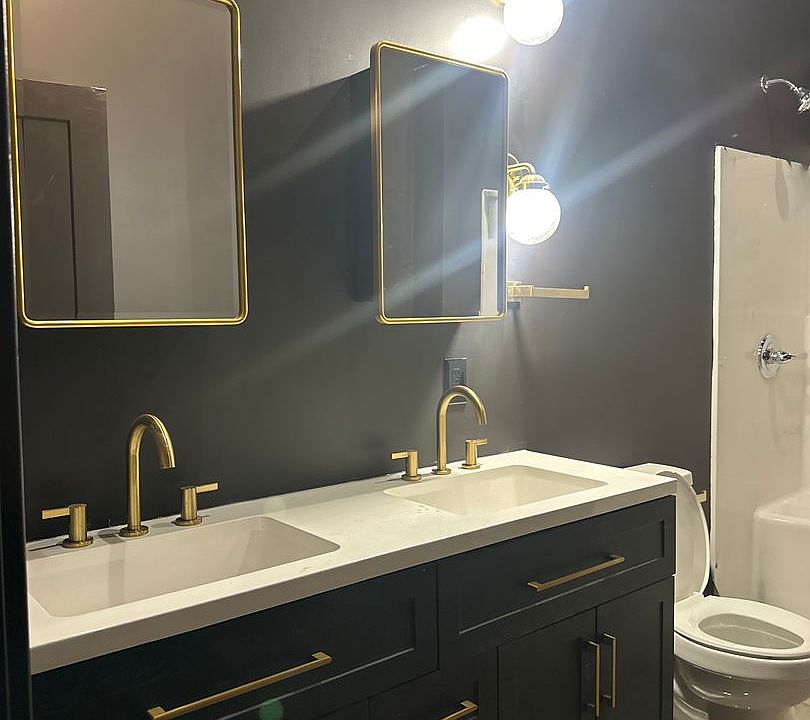 2nd image of 21 W Broadway APT 202