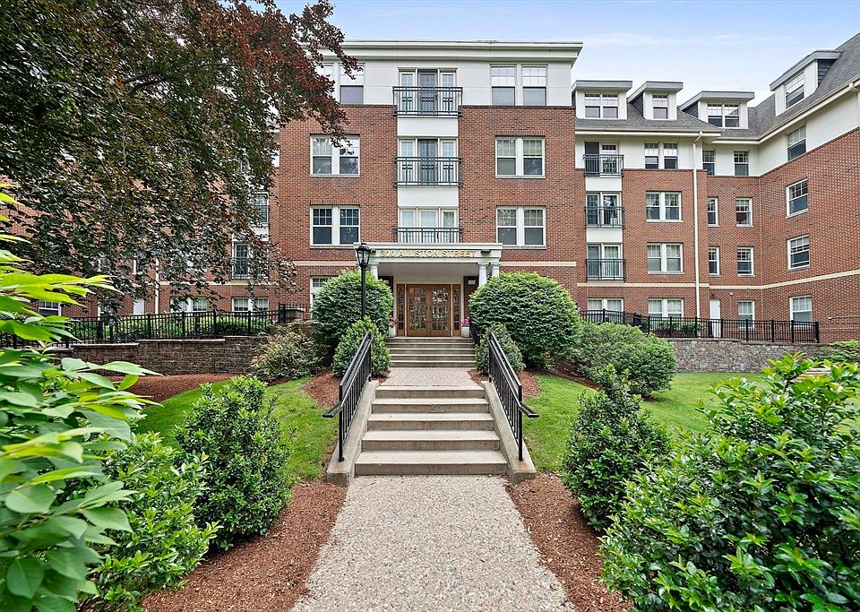 1st image of 300 Allston St APT 506