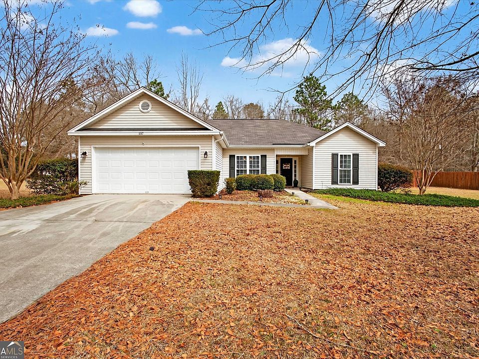 1st image of 137 Stonebrook Way