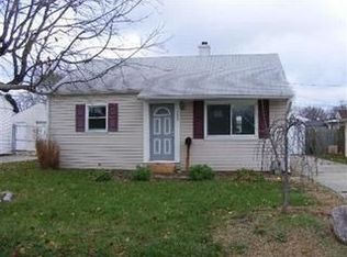 108 W Circle Dr, Dayton, OH 45449