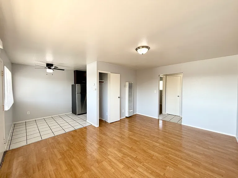 10th Avenue Apartments — Photo 1