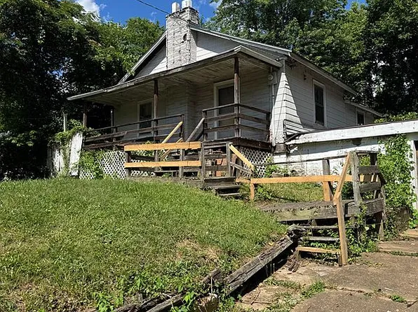 2972 Ridgeway Ave, Saint Louis, MO 63114