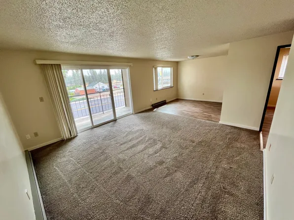 1318 1st St #4, Cheney, WA 99004