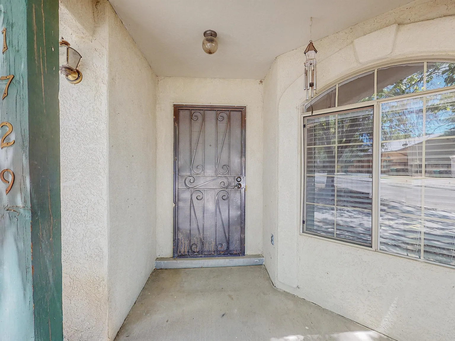 1729 Chamisa Road Northeast - 1 — Photo 4