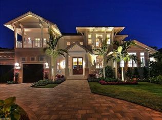 2338 Beacon Ln, Naples, FL 34103