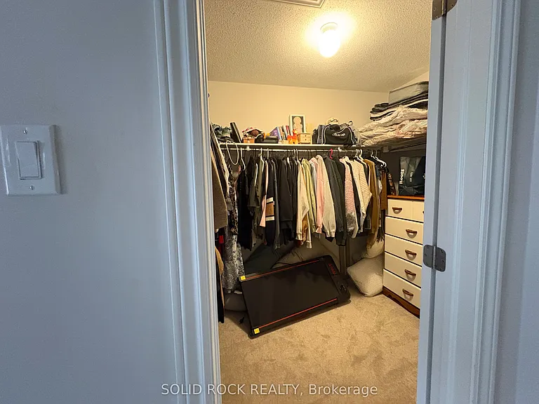 719 Derreen Ave — Photo 28