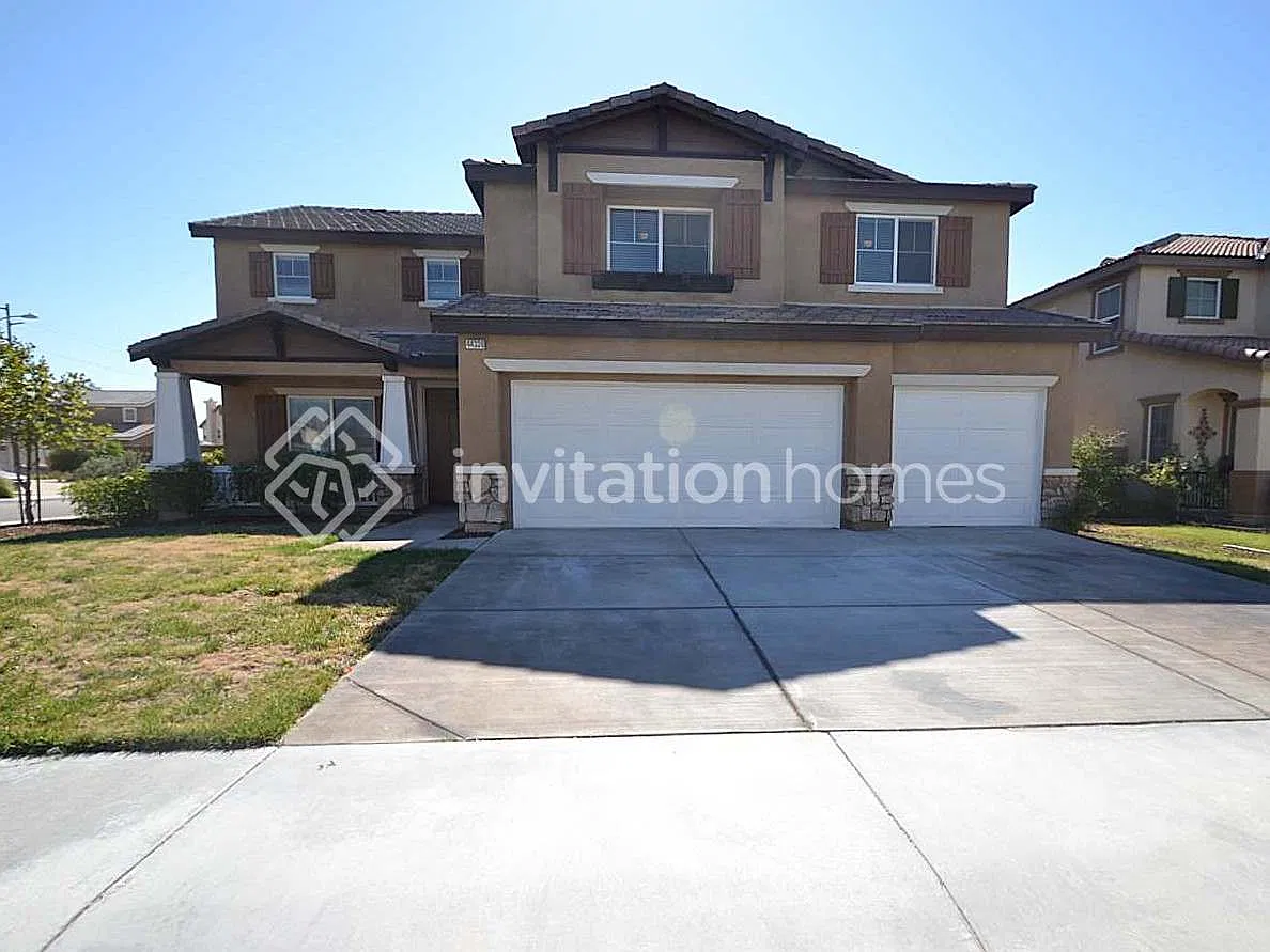 44338 Raven Ln Lancaster, CA 93536 — Photo 1