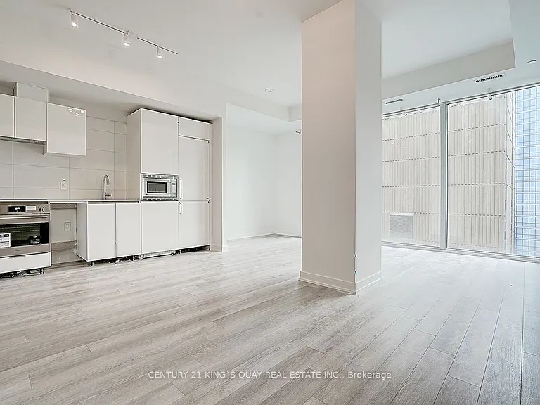 121 Saint Patrick St #722 — Photo 15