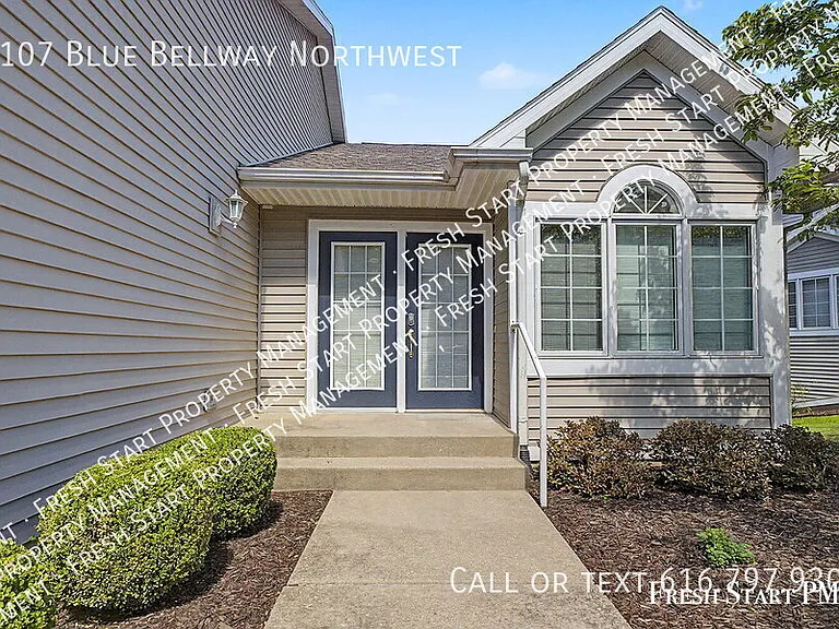 2107 Blue Bellway NW — Photo 2
