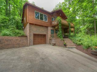 10065 E Island Ct, Traverse City, MI 49684