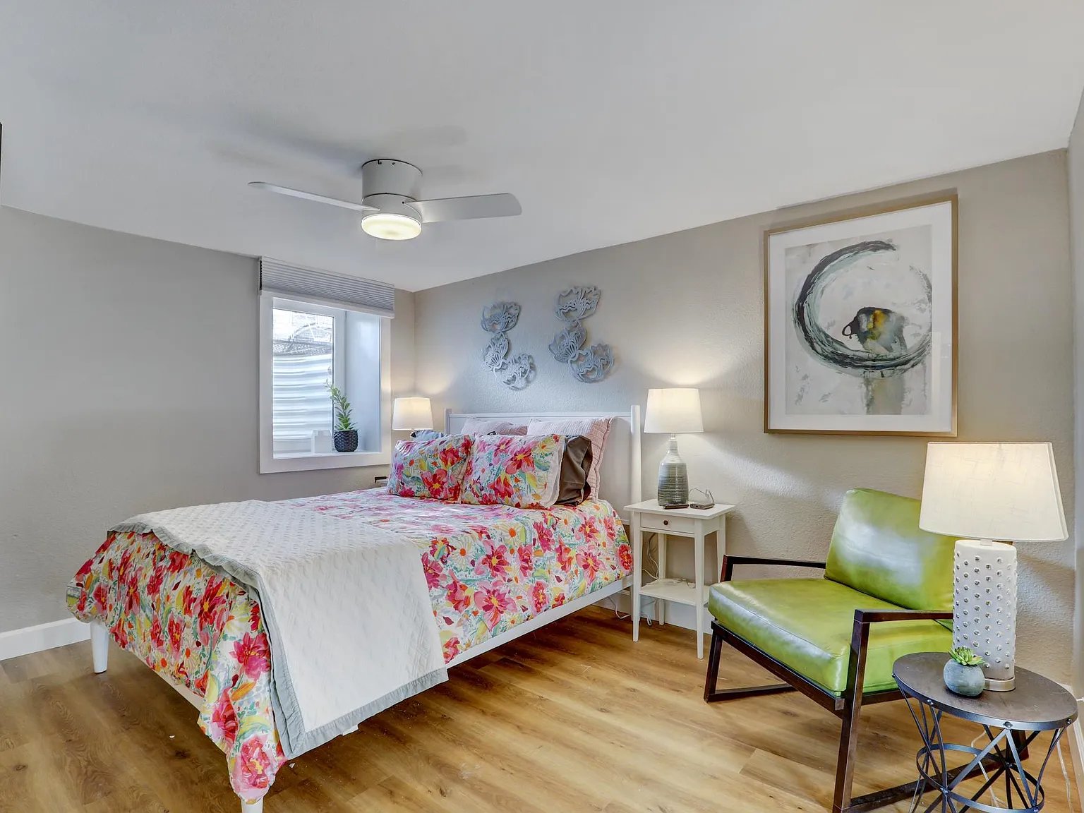 Studio, 320 sqft, $1,100 — Photo 3