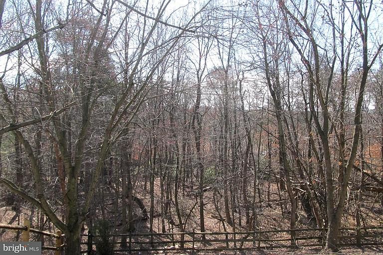 2nd image of 6444 Skipton Dr