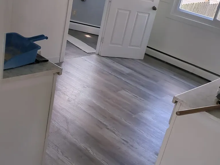 15 Hakes Ave #201 — Photo 6