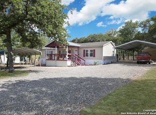 245 Encino Torcido, Adkins, TX 78101