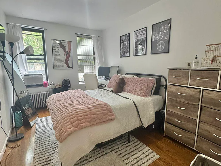 338 E 65th St #8 — Photo 5