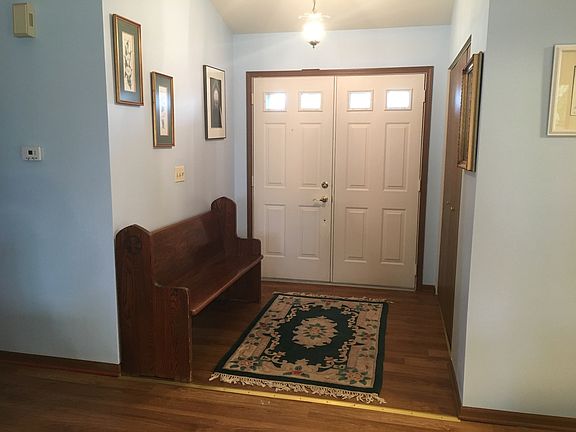 4th image of 937 Woodbridge Dr