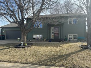 200 N James Ave, Tea, SD 57064