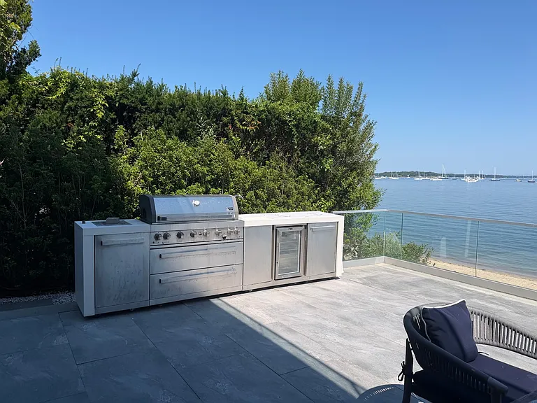 47 Terry Dr — Photo 10